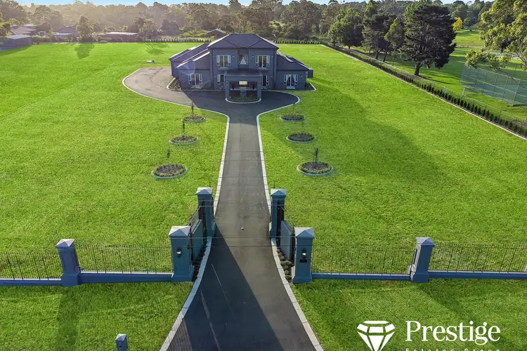 5 Lisbon Road, Kenthurst NSW 2156