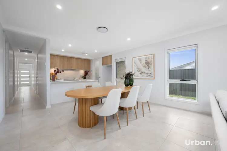 Main view of Homely house listing, 27 Ellipse Circuit, Chisholm NSW 2322