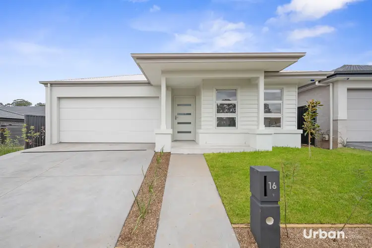 Second view of Homely house listing, 27 Ellipse Circuit, Chisholm NSW 2322