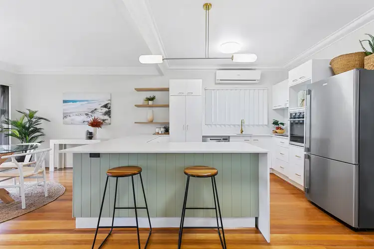 45 Central Street, Labrador QLD 4215