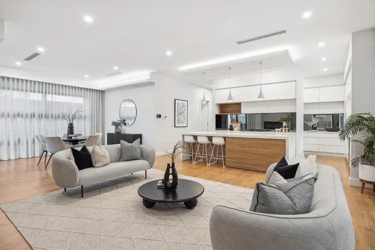 2b Polynesia Grove, West Lakes SA 5021
