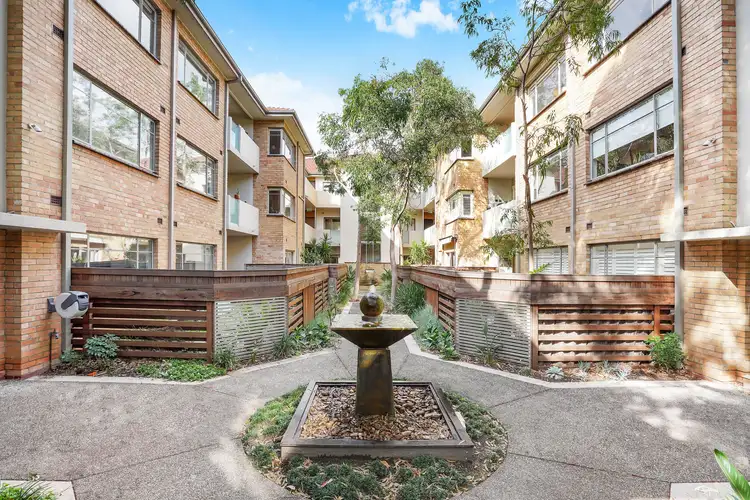 11/14 Chapel Street, St Kilda VIC 3182
