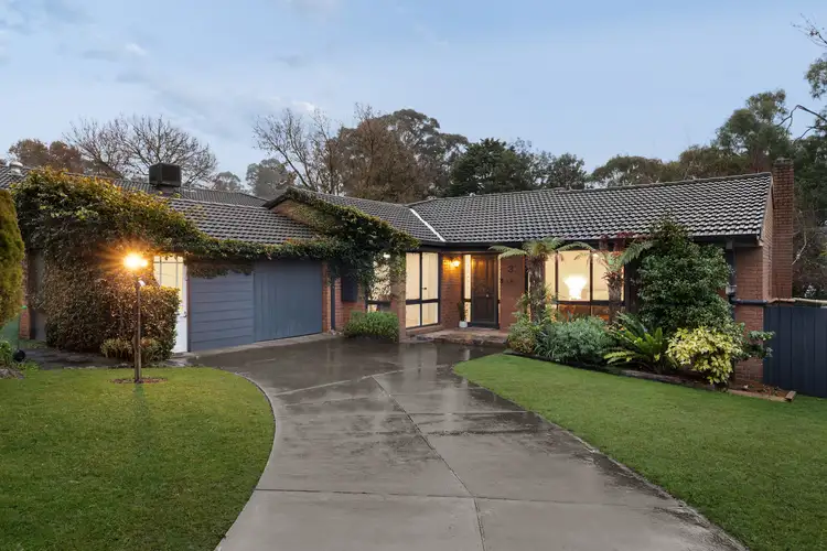 3 Chequers Court, Chirnside Park VIC 3116
