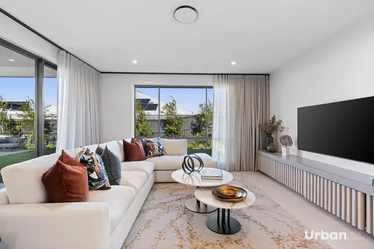Second view of Homely house listing, 34 Kingham Circuit, Thornton NSW 2322
