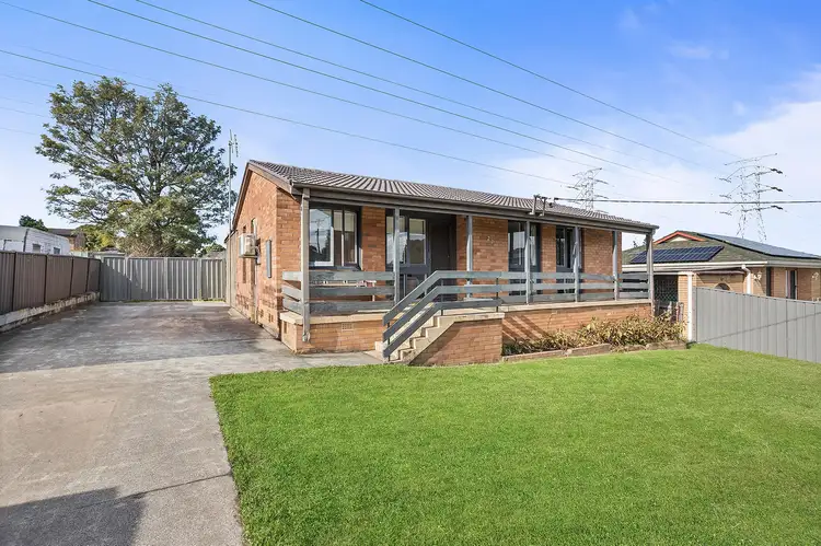 27 Gilba Road, Koonawarra NSW 2530