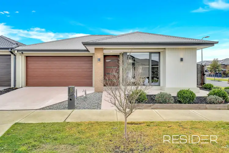 5 Darling Street, Donnybrook VIC 3064