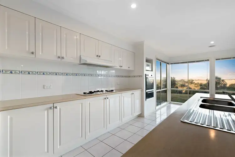 Fourth view of Homely house listing, 25 Stringer Court, Sunbury VIC 3429