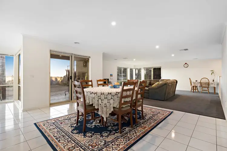 Sixth view of Homely house listing, 25 Stringer Court, Sunbury VIC 3429