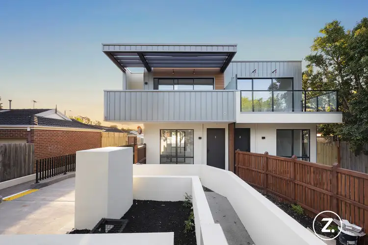 2/9 Station Avenue, Mckinnon VIC 3204