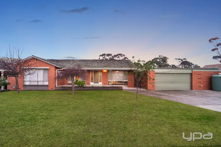 Main view of Homely house listing, 19 Queens Court, Werribee VIC 3030