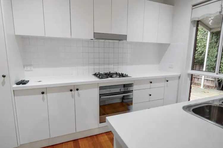 Fifth view of Homely house listing, 2/21 Oberon Avenue, St Albans VIC 3021