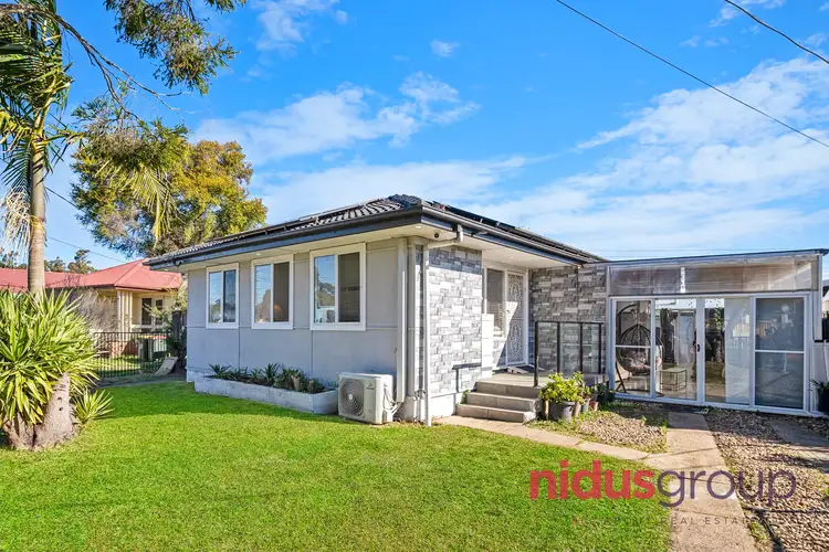 24 Gasmata Crescent, Whalan NSW 2770