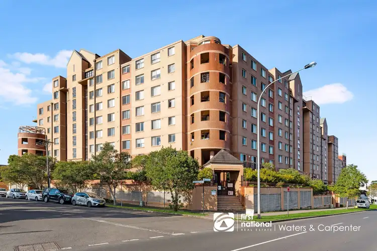 60/2 Macquarie Street