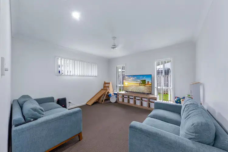 Second view of Homely house listing, 5 Spritsail Crescent, Cannon Valley QLD 4800