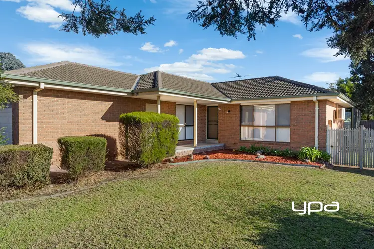 18 Strathearn Drive, Sunbury VIC 3429