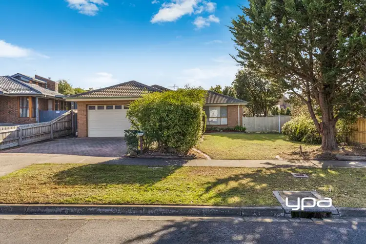 Second view of Homely house listing, 18 Strathearn Drive, Sunbury VIC 3429