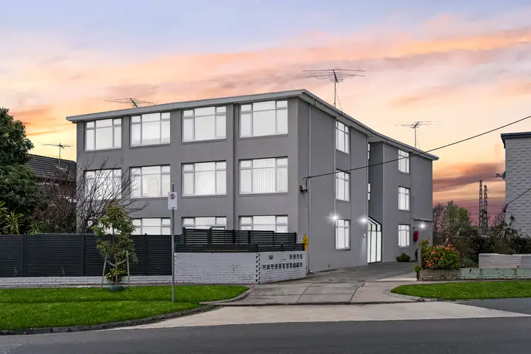 Main view of Homely unit listing, 14/160 Napier Street, Essendon VIC 3040