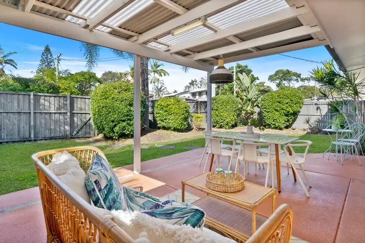 1/8 Leyte Avenue, Palm Beach QLD 4221