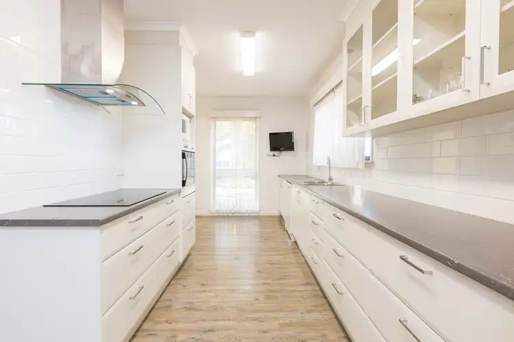 Fifth view of Homely house listing, 6 Ash Court, Red Cliffs VIC 3496