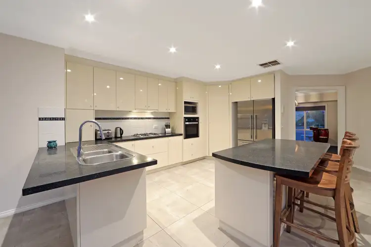 Second view of Homely house listing, 5 Greenview Close, Lysterfield South VIC 3156