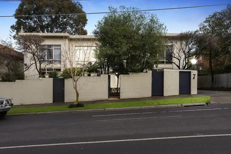 Main view of Homely apartment listing, 2/7 Kooyong Road, Caulfield North VIC 3161