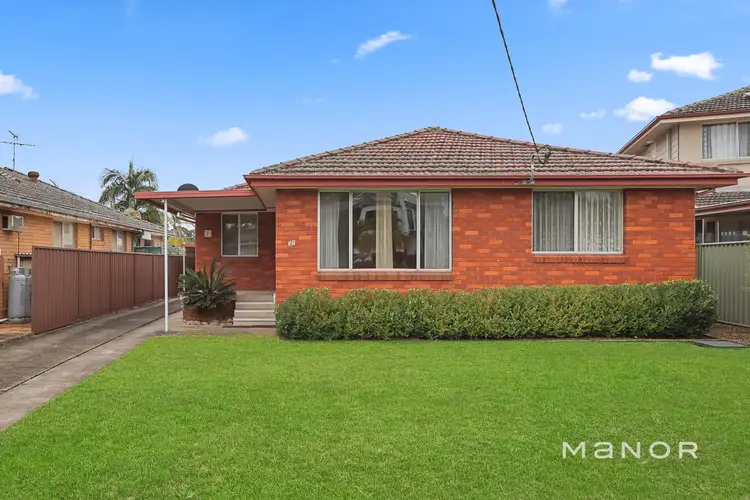37 Oklahoma Avenue, Toongabbie NSW 2146