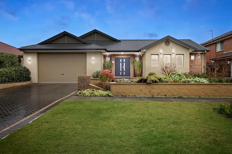 17 Lansell Avenue, Safety Beach VIC 3936