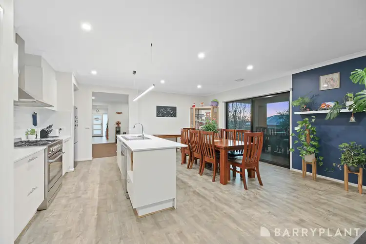Fifth view of Homely house listing, 5 Silvertown Road, Drouin VIC 3818