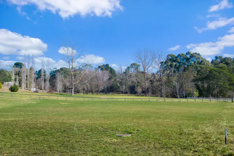 6 Meehan Place, Moss Vale NSW 2577