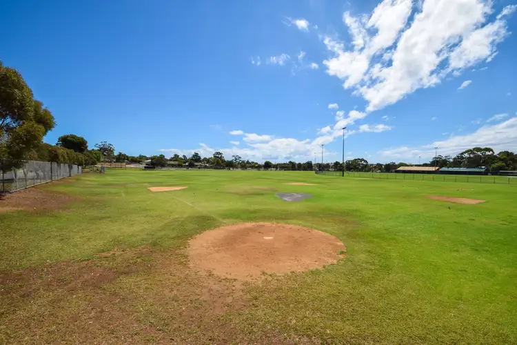 29 Copernicus Road, Christie Downs SA 5164