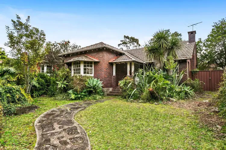 27 Wingate Avenue, Eastwood NSW 2122
