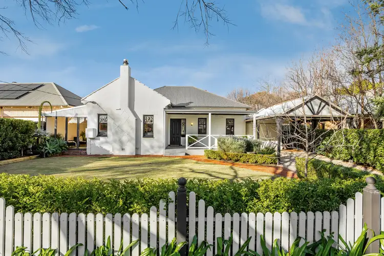 21 Urrbrae Avenue, Myrtle Bank SA 5064