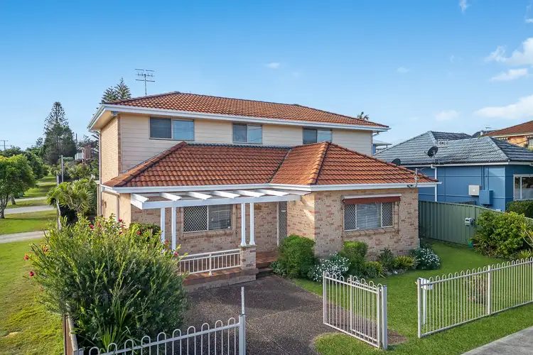 116 Stella Street, Toowoon Bay NSW 2261