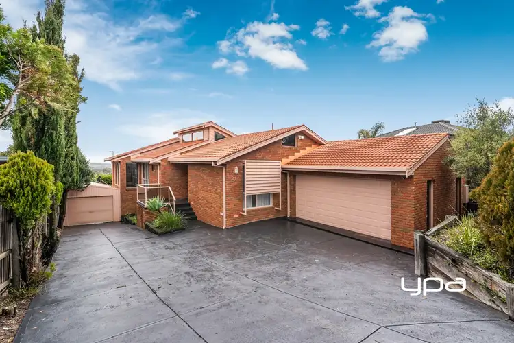 27 Dyson Drive, Sunbury VIC 3429