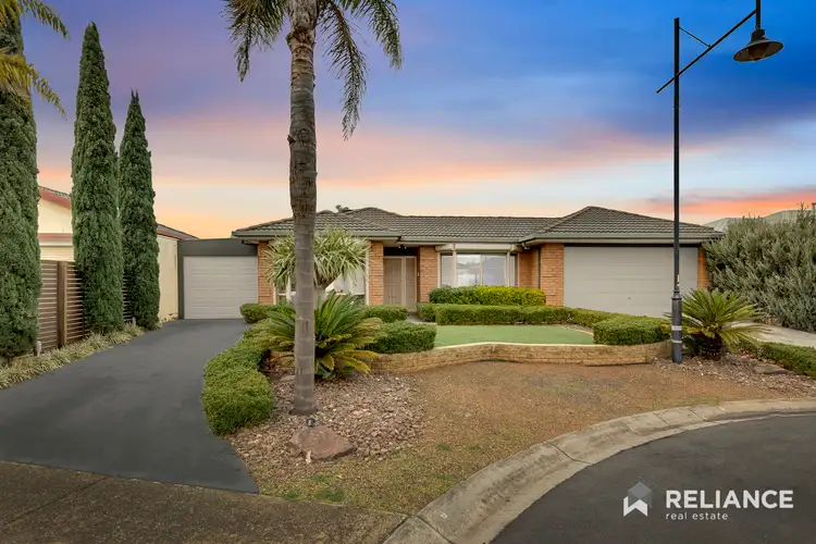 Second view of Homely house listing, 8 Thorpe Place, Burnside VIC 3023
