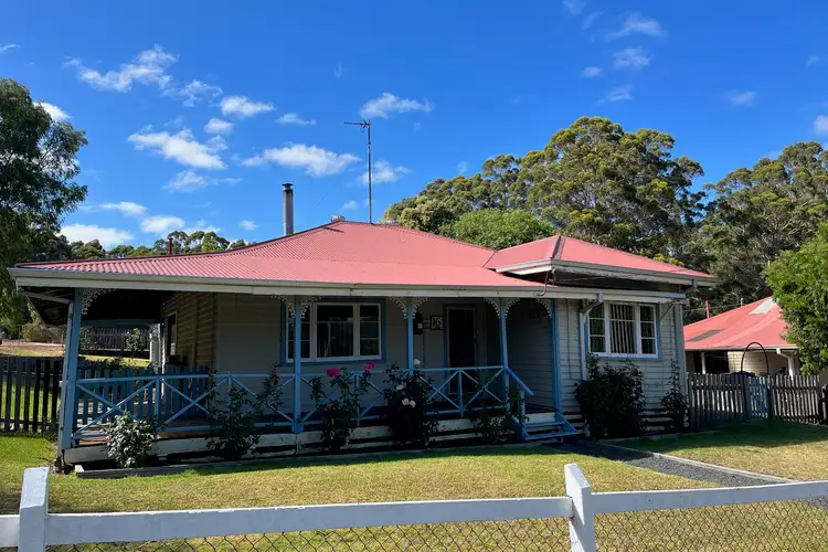 16 Karri Rise, Pemberton WA 6260