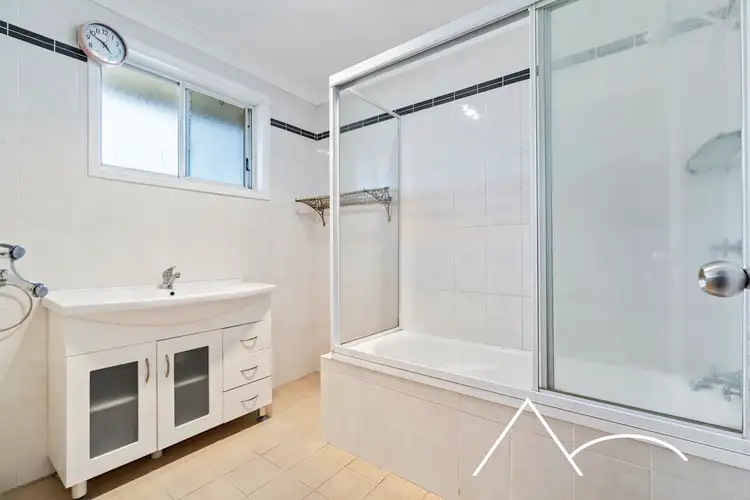 Fifth view of Homely house listing, 6 Loire Place, Kearns NSW 2558
