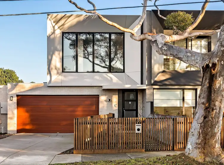 5B Kendall Street, Hampton VIC 3188
