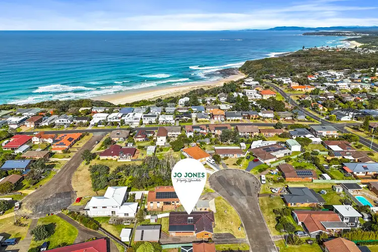 Main view of Homely house listing, 10 Thadalee Place, Ulladulla NSW 2539