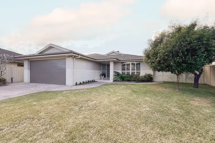 17 Correa Close, Tuncurry NSW 2428