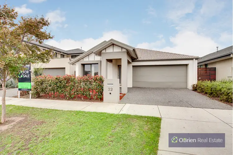 Main view of Homely house listing, 32 Meridian Circuit, Berwick VIC 3806
