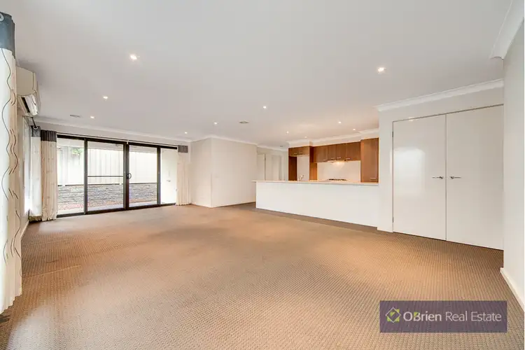 Fifth view of Homely house listing, 32 Meridian Circuit, Berwick VIC 3806