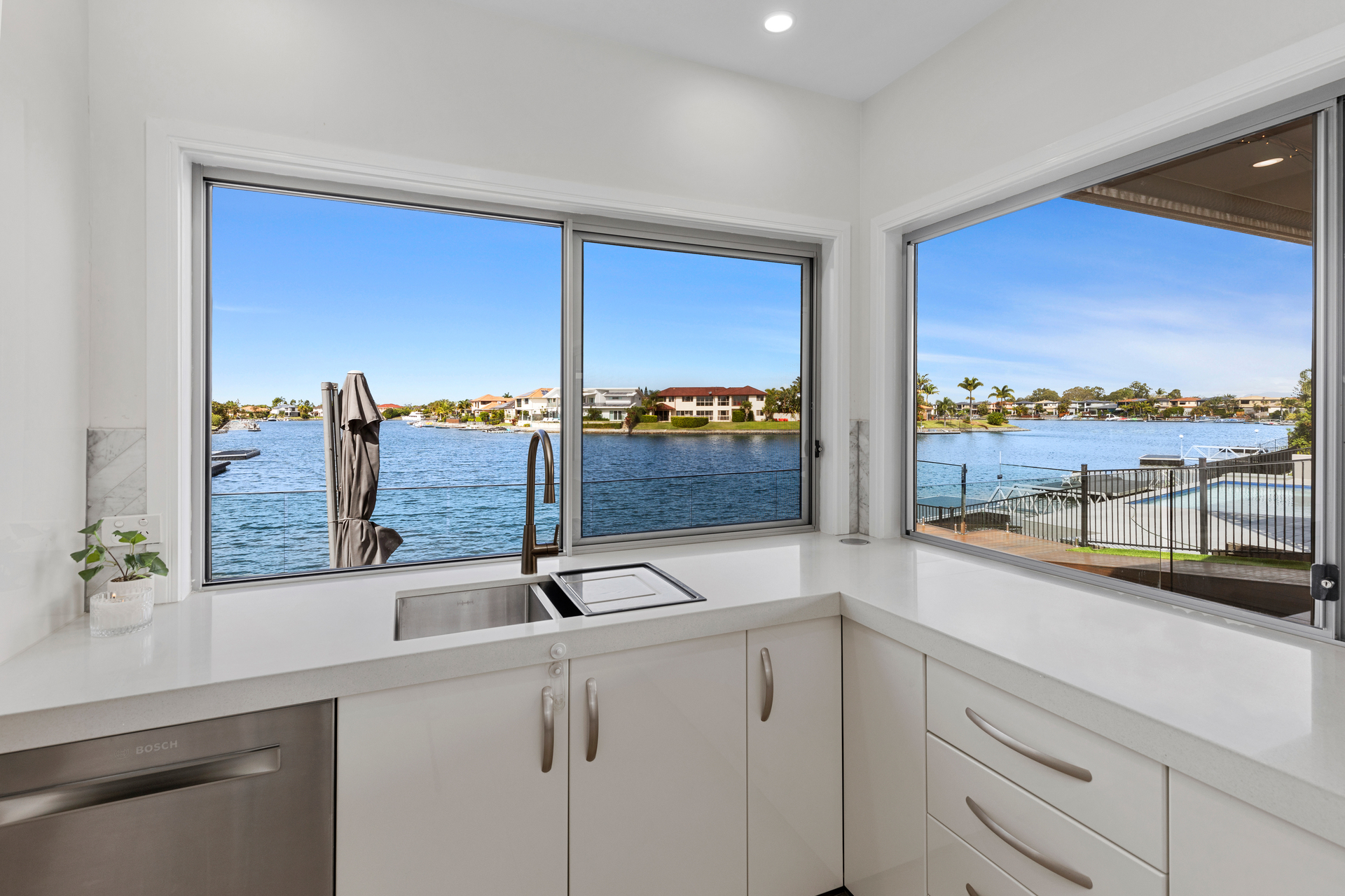 Fourth view of Homely house listing, 2 Pipers Point, Helensvale QLD 4212