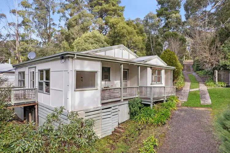 28 View Crescent, Blackwood VIC 3458