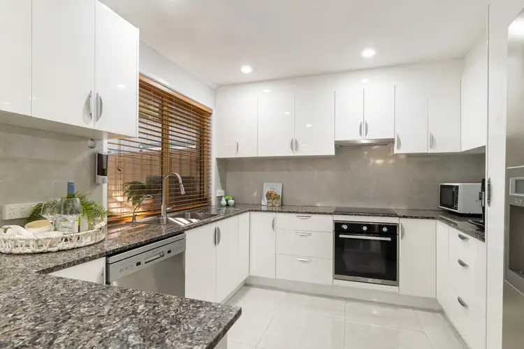 344 Chatswood Road, Shailer Park QLD 4128