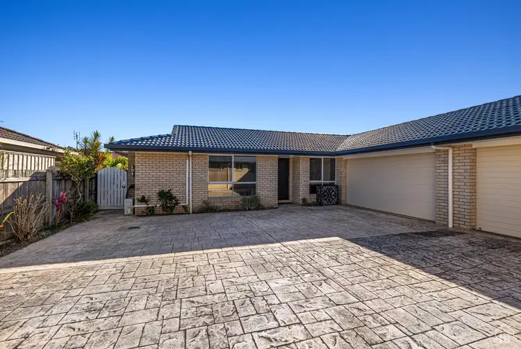 Second view of Homely semi-detached listing, 2/4 Parkland Place, Banora Point NSW 2486
