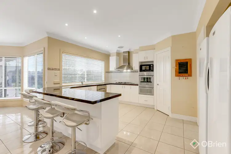 Fifth view of Homely house listing, 19 Mistana Court, Eastwood VIC 3875