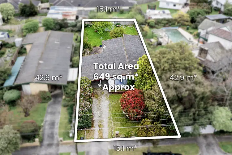Second view of Homely house listing, 3 Bayview Road, Frankston VIC 3199