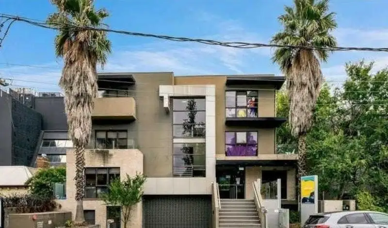 Main view of Homely apartment listing, 27/3 Studley Park Road, Kew VIC 3101