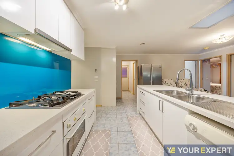 Sixth view of Homely house listing, 33 Cumberland Chase, Hampton Park VIC 3976